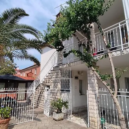 Apartma Maravea Blizu Morja - Maravea Near The Sea *
