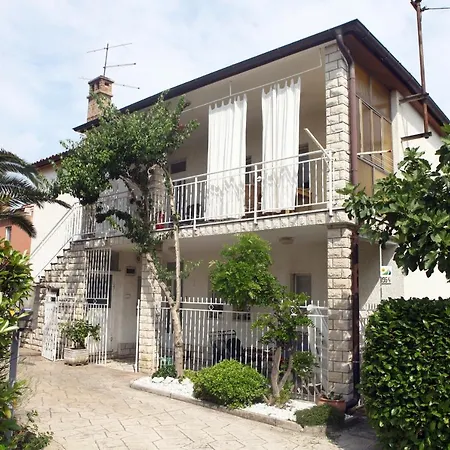 Apartma Maravea Blizu Morja - Maravea Near The Sea *