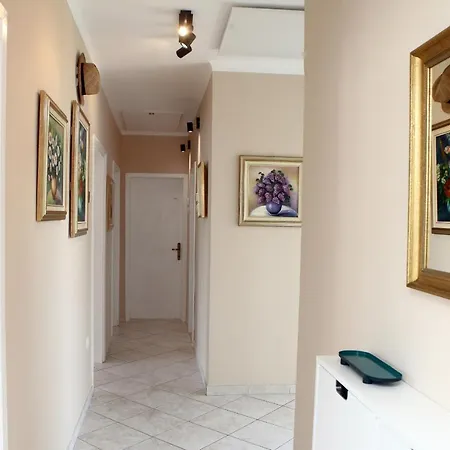 Apartma Maravea Blizu Morja - Maravea Near The Sea إيزولا