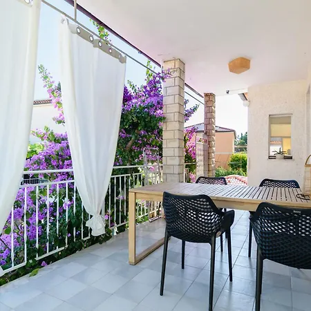 Apartma Maravea Blizu Morja - Maravea Near The Sea شقة *